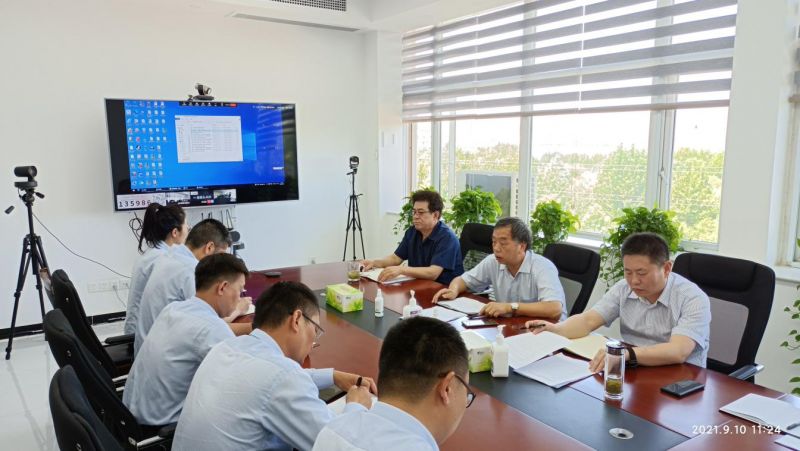 
				   
					黃河同力、騰躍同力黨委召開9月份支部書記例會  布置開展“大干四個月 沖刺年目標(biāo)”主題黨日活動
				 